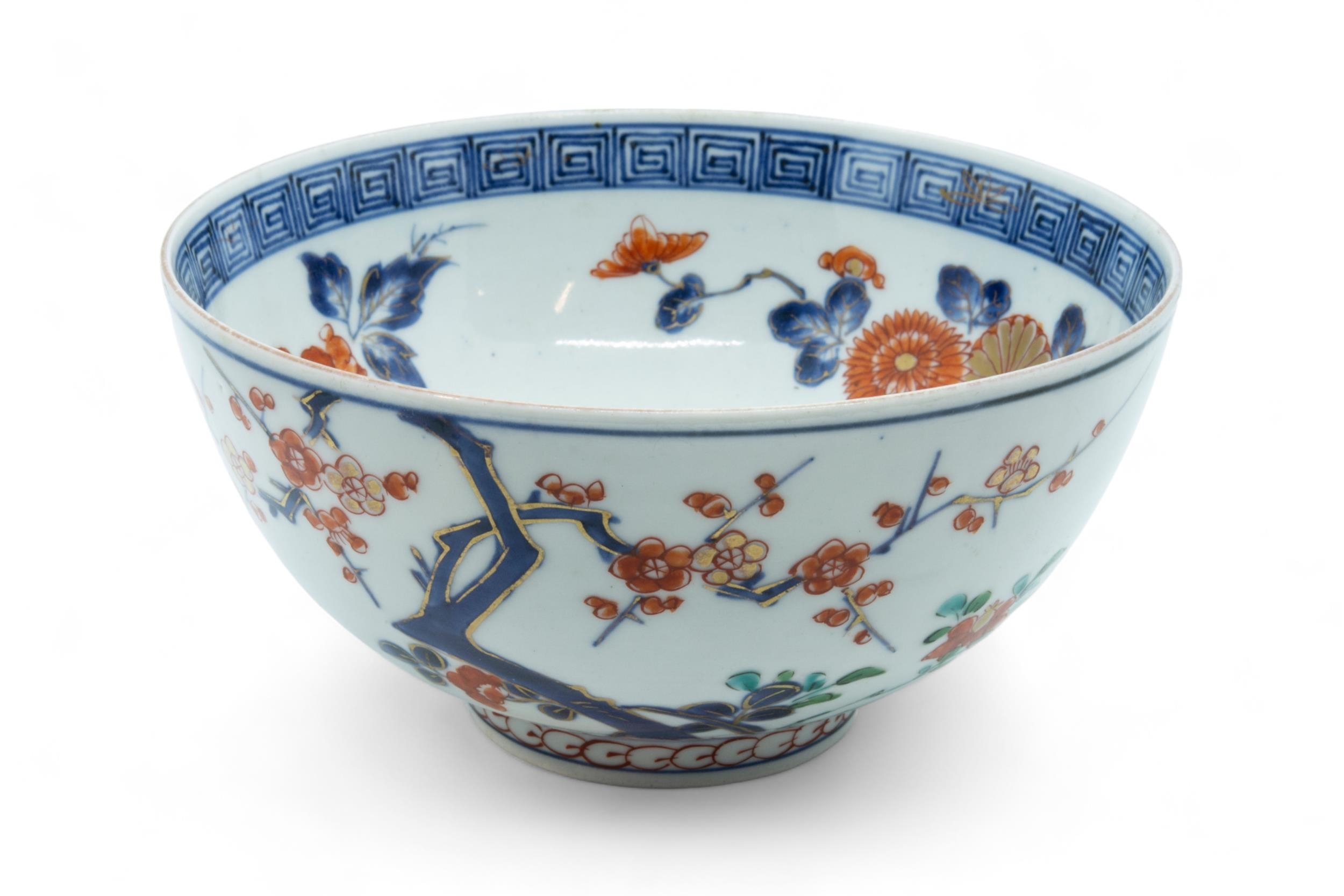 A GROUP OF FOUR JAPANESE IMARI BOWLS LATE EDO / MEIJI PERIOD largest 27.5cm diam, smallest, 28cm - Image 8 of 8