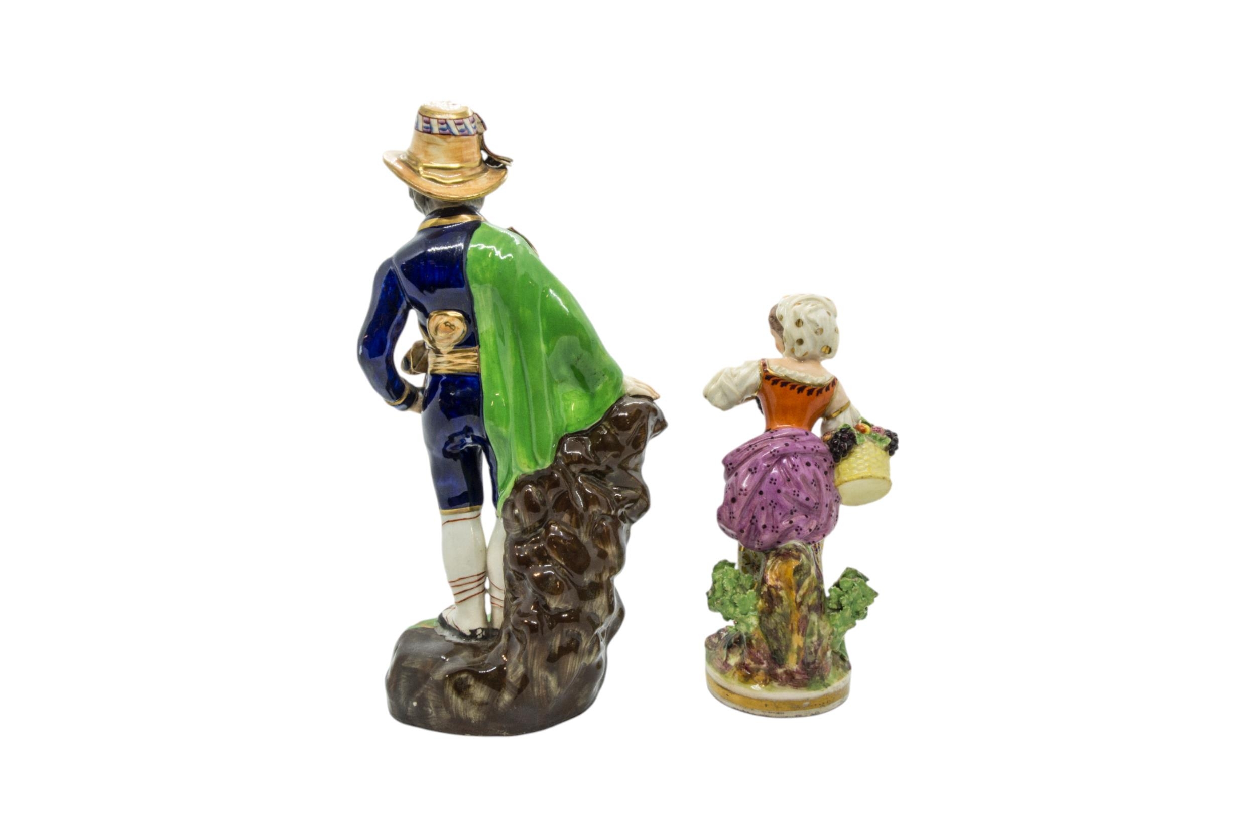 A DERBY FIGURE OF A FEMALE GARDENER Late 18th century, together with a Chamberlain figure of a - Image 2 of 2