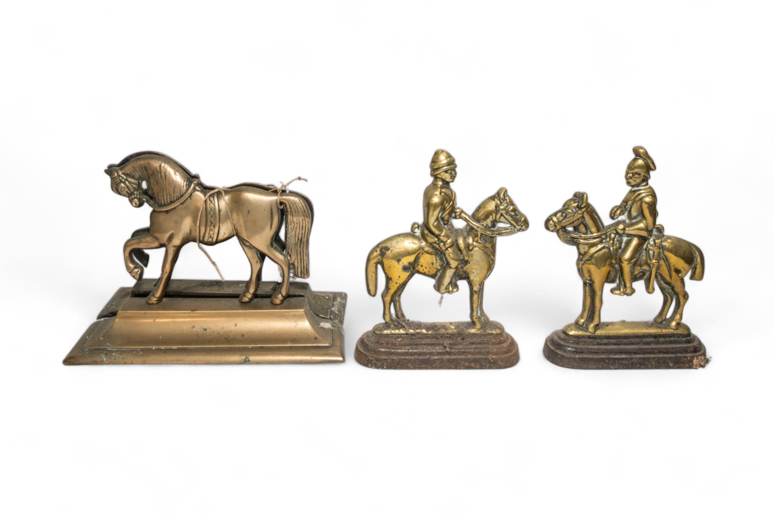 A PAIR OF VICTORIAN BRASS HORSE FIREPLACE FLATS, a pair of brass and iron flats in the form of - Image 2 of 4