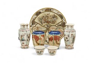 A GROUP OF SEVEN JAPANESE SATSUMA WARES MEIJI / TAISHO PERIOD tallest vases, 15cm high, tea bowls,