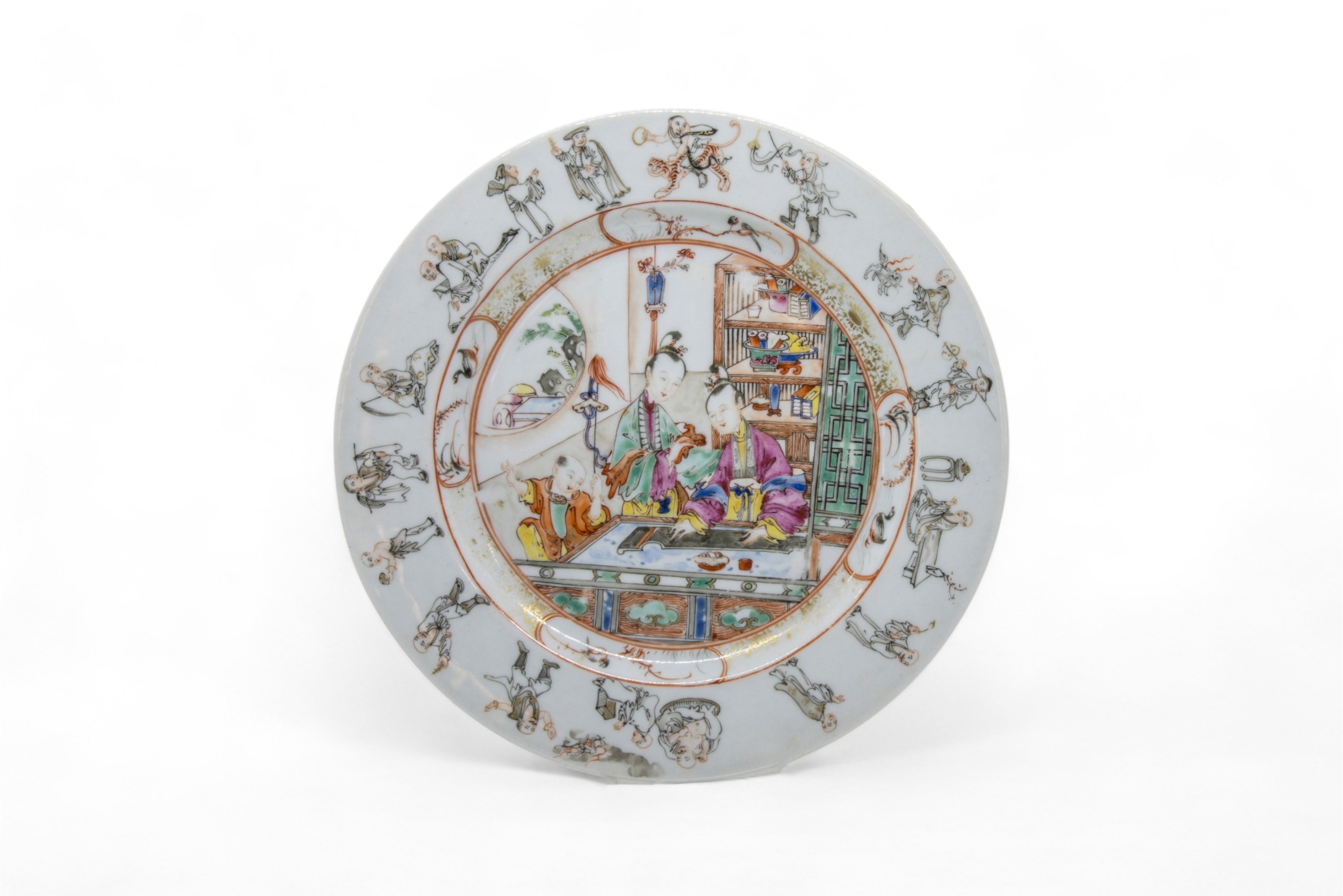 A GROUP OF TEN CHINESE EXPORT DISHES QING DYNASTY, 18TH CENTURY 23cm diam approx. - Image 5 of 11