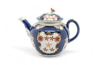 A WORCESTER BLUE SCALE TEAPOT Circa 1770, painted old star Japan pattern, 16cms high
