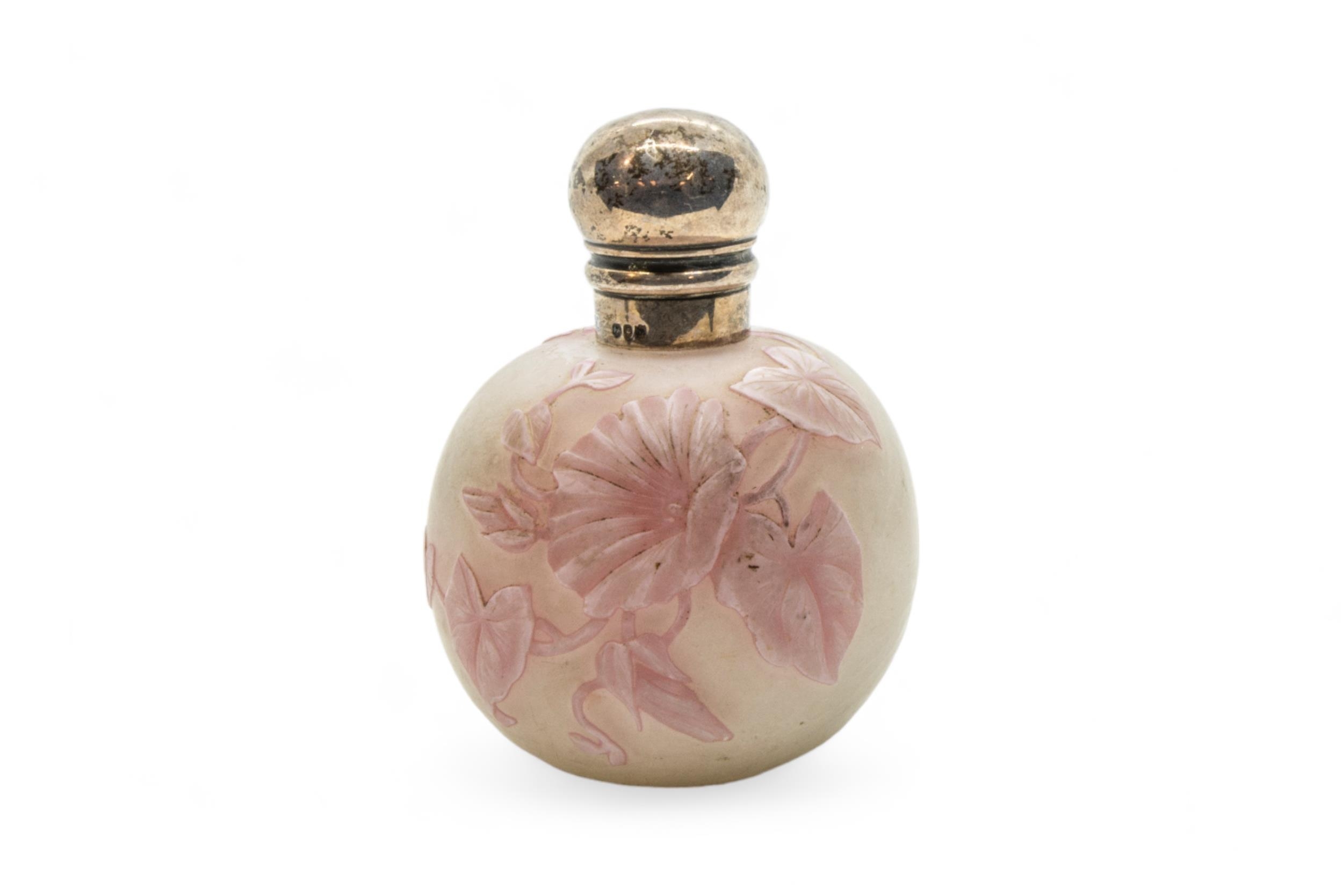 A CAMEO GLASS SCENT BOTTLE Circa 1860, with silver mounts, 8.5cms high - Image 2 of 4