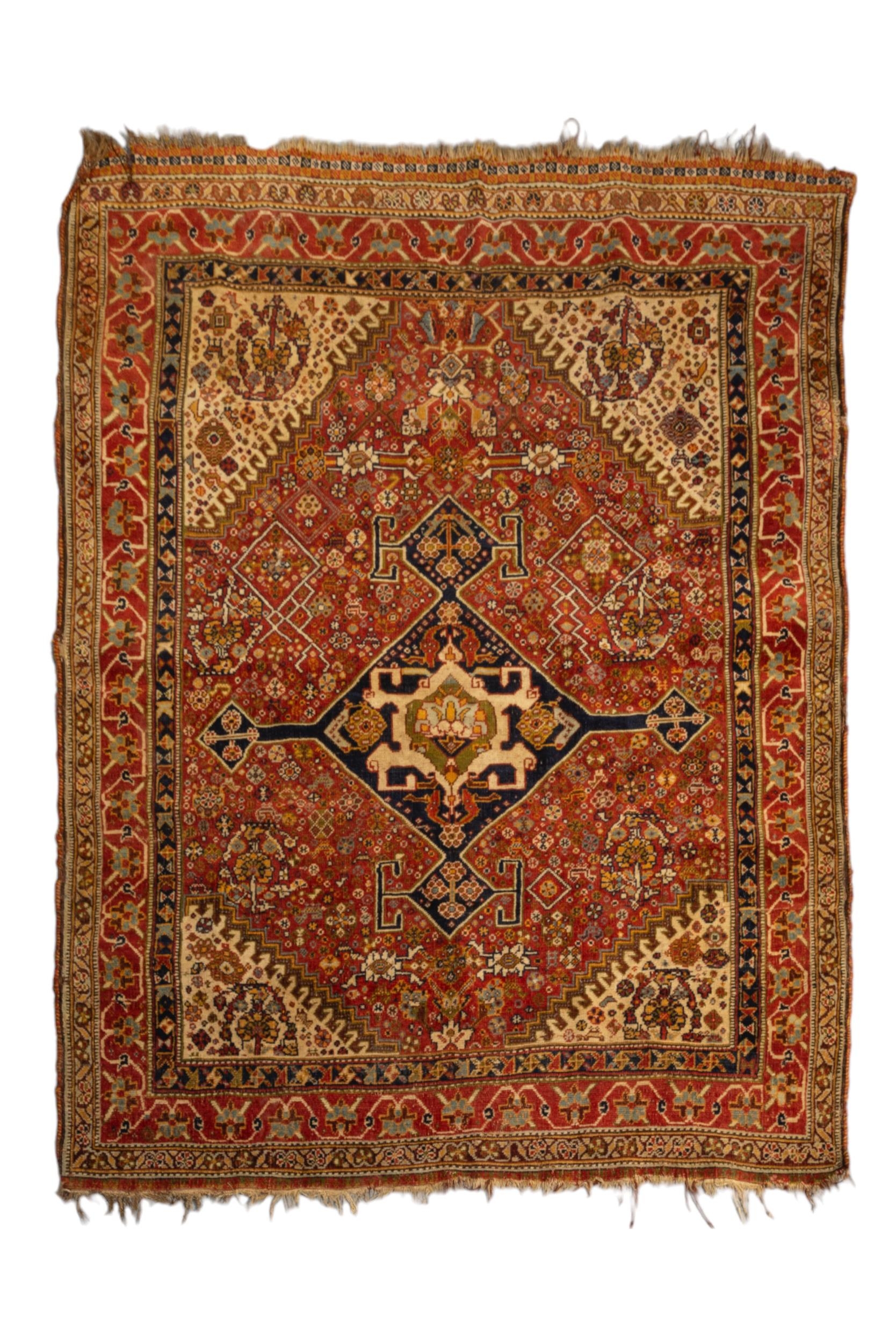 A HAND KNOTTED PERSIAN WOOL RUG, LATE 19TH / EARLY 20TH CENTURY, probably Shiraz (A.F) 157 x 121 cm