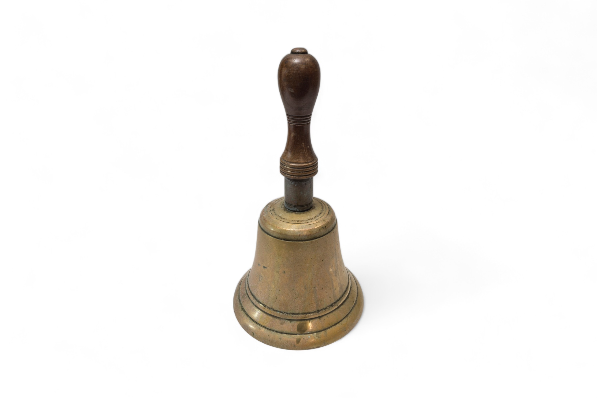 A VICTORIAN DOUBLE SIDED HAND BELL WITH WOODEN HANDLE, A SCHOOL BELL AND A SHOP COUNTER BELL ( - Image 4 of 4