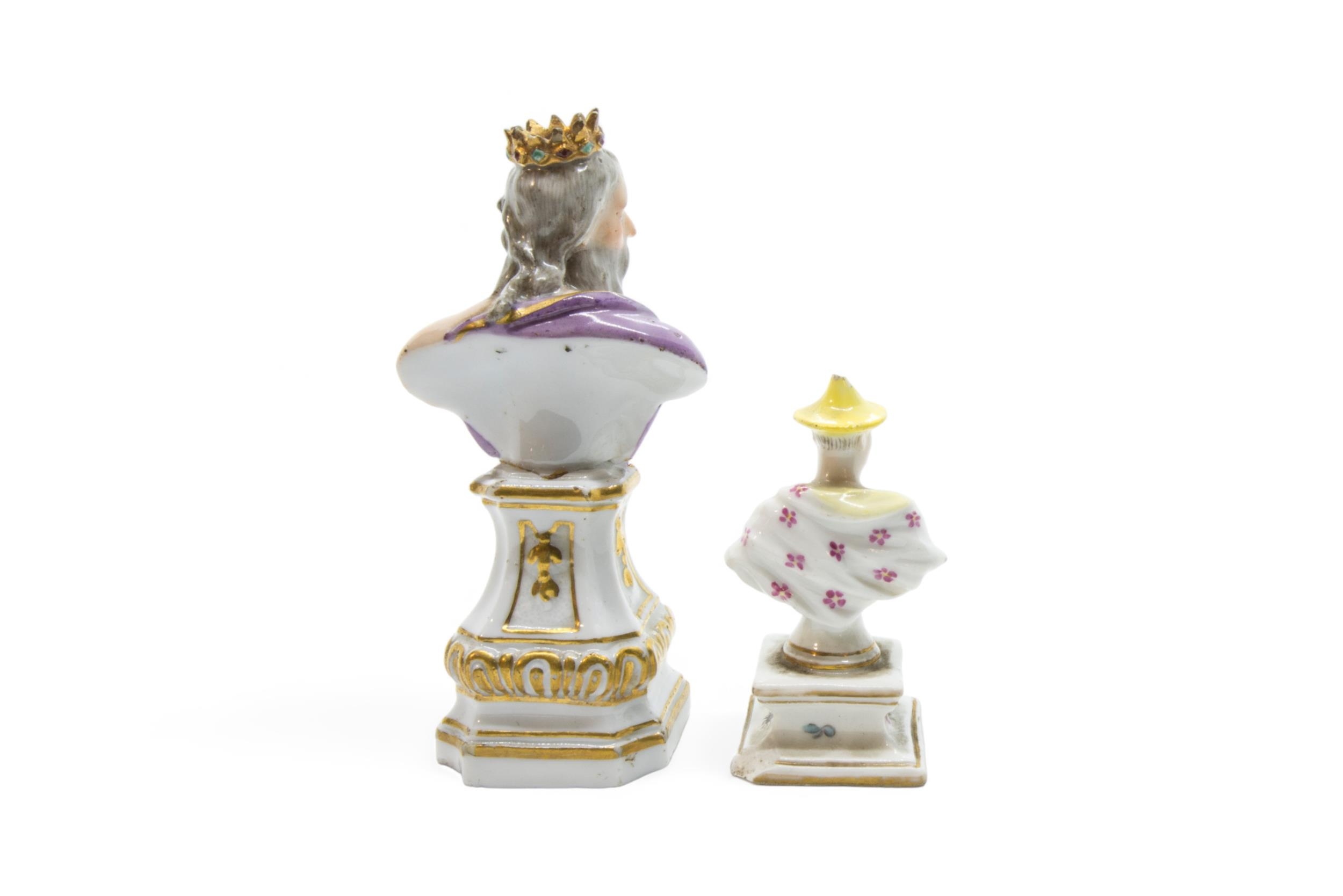 A MEISSEN MINIATURE BUST OF NEPTUNE Late 18th/19th century, 8.5cms high, together with a chinoiserie - Image 5 of 8