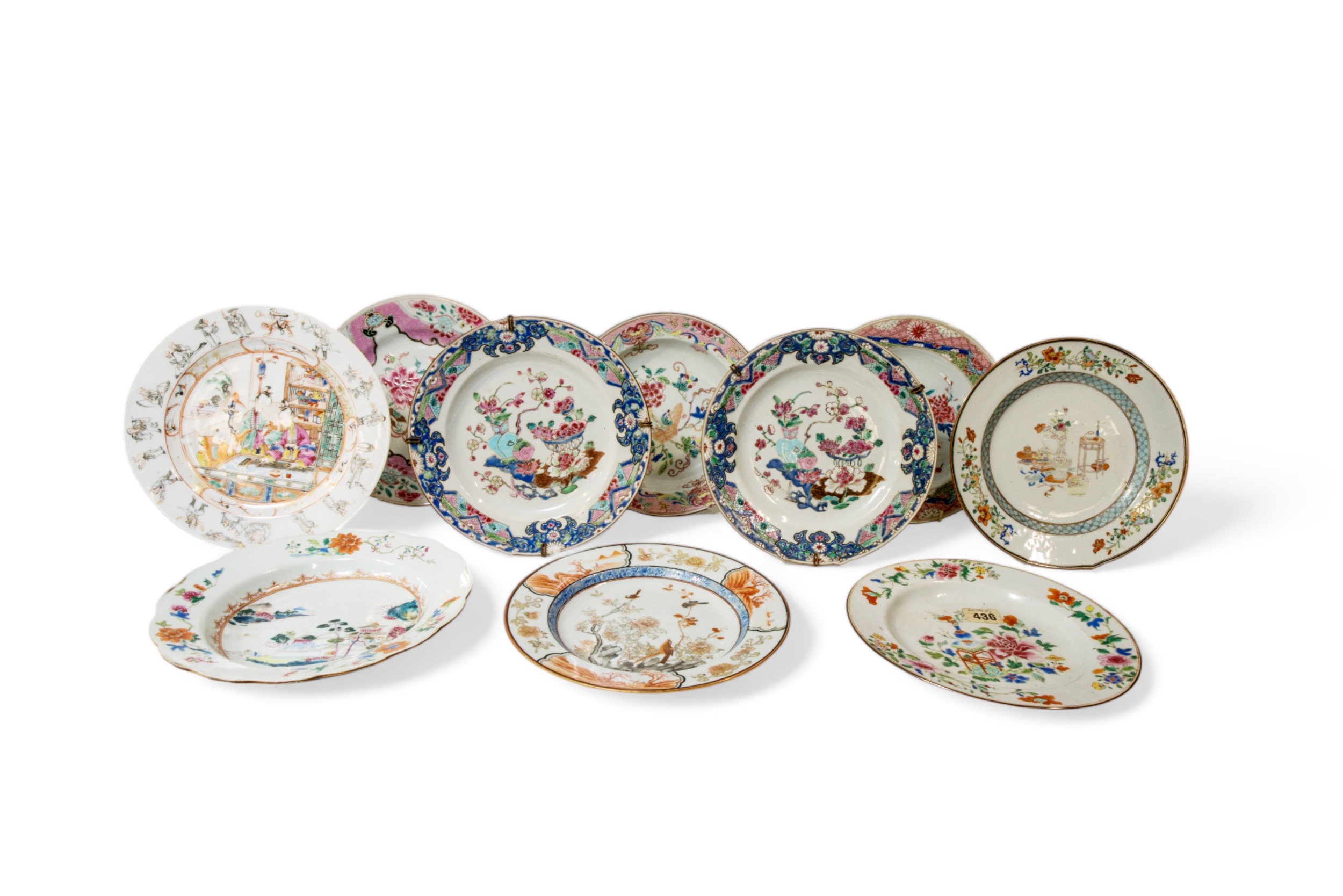 A GROUP OF TEN CHINESE EXPORT DISHES QING DYNASTY, 18TH CENTURY 23cm diam approx.