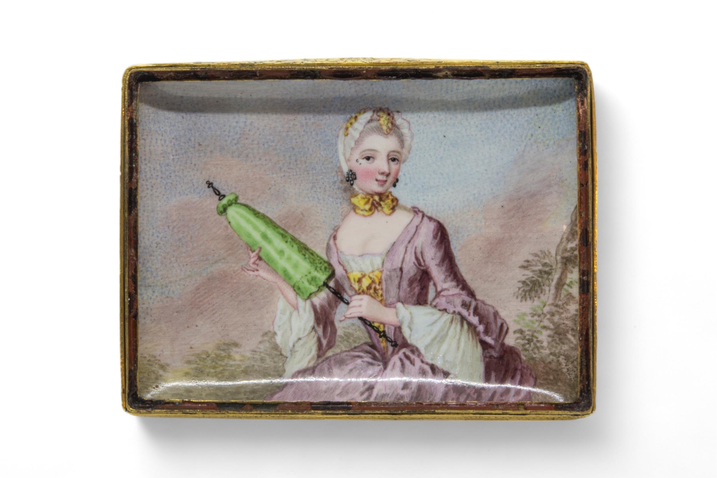 AN ENAMEL TABLE SNUFF BOX Mid 18th century, with female portrait to the interior, 8.5cms - Image 4 of 5