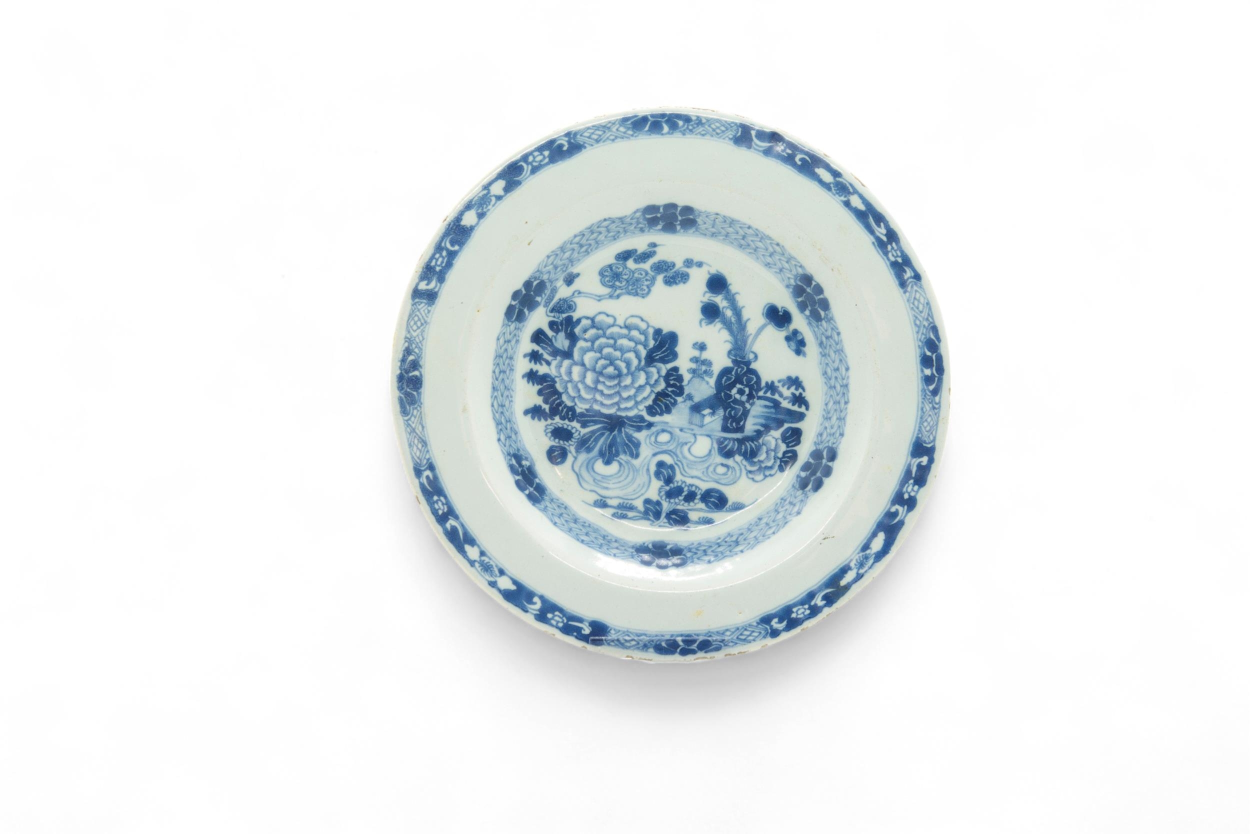 TEN DELFT PLATES 18th Century, including two with bianco sopro bianco decoration and one with a - Image 9 of 10