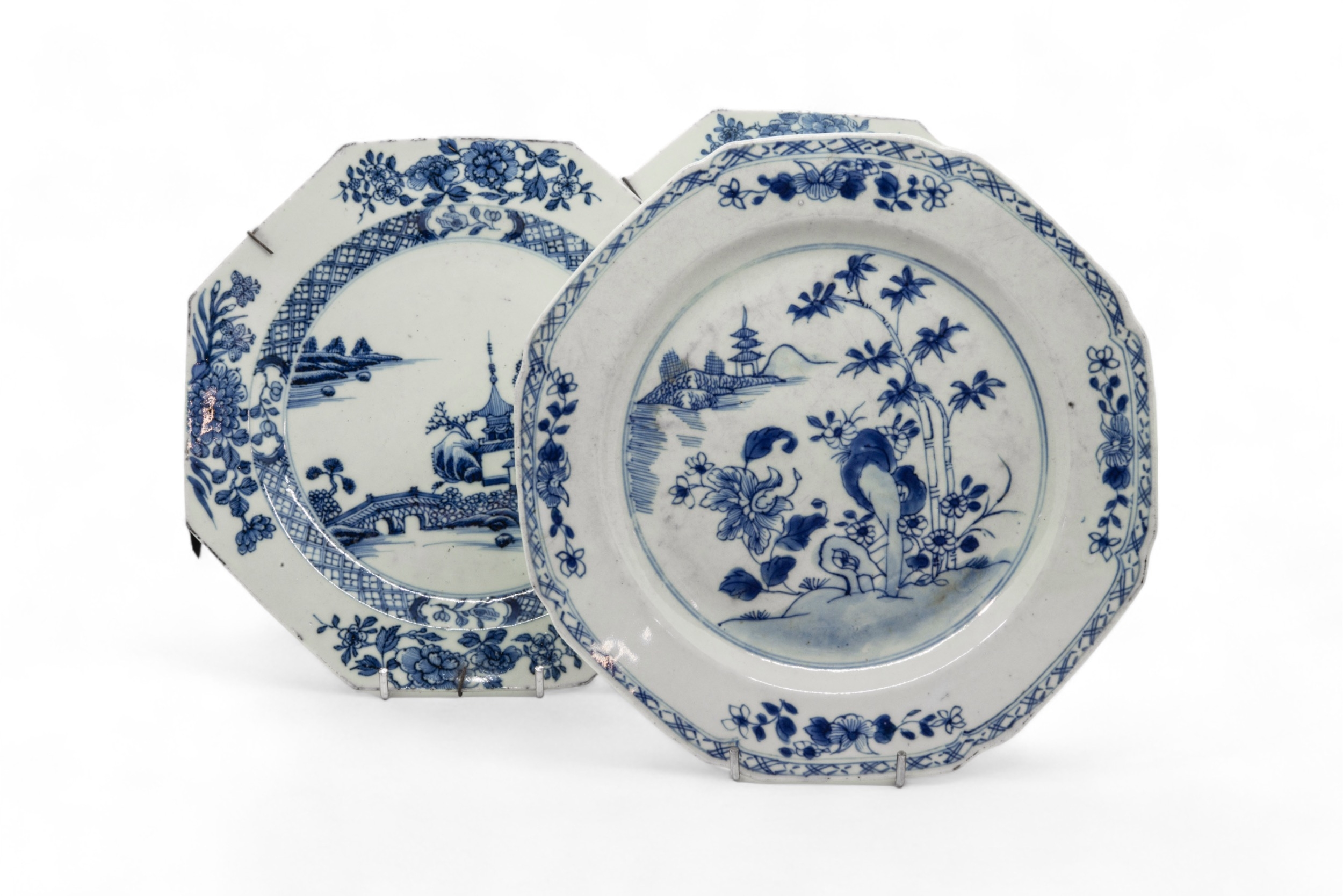 A SET OF NINE CHINESE BLUE AND WHITE DISHES QIANLONG PERIOD (1736-1795) 23cm diam; together with A - Image 7 of 13