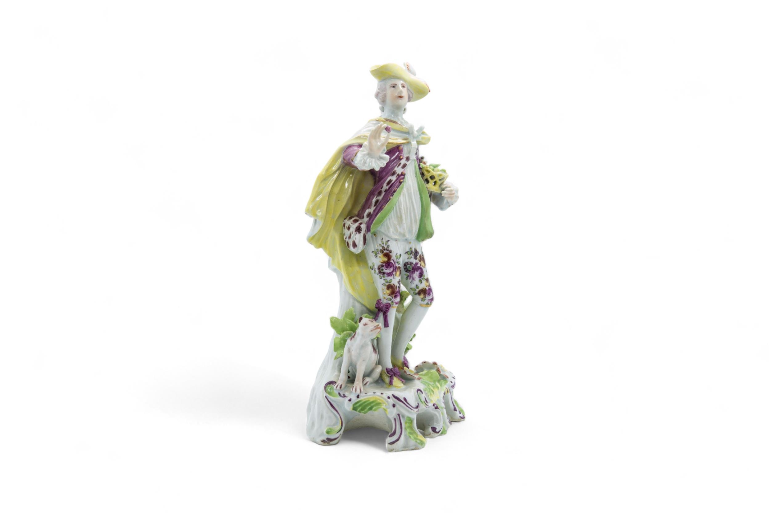 AN 18TH CENTURY FIGURE OF A GARDENER 23cms high. - Image 2 of 3