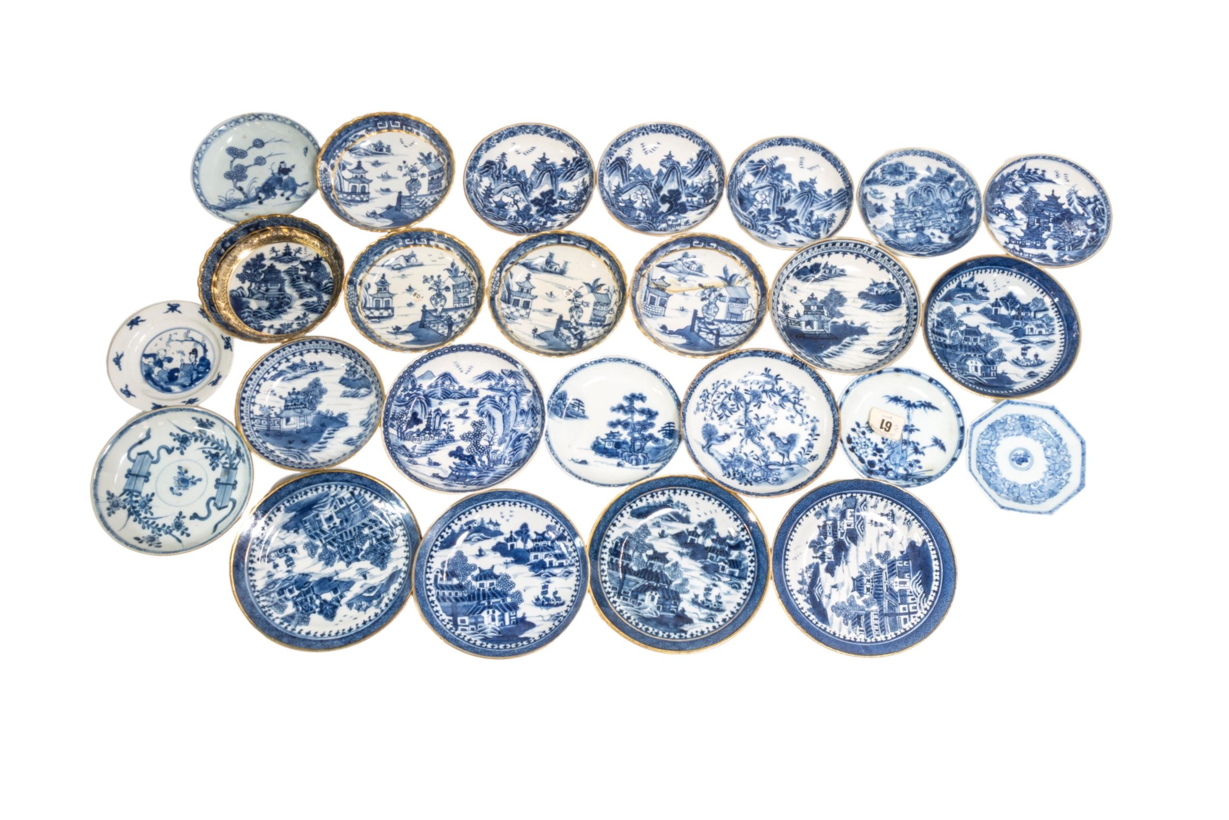 A LARGE COLLECTION OF CHINESE EXPORT PORCELAIN TEABOWLS, SAUCERS AND CUPS QING DYNASTY, MOSTLY - Image 2 of 6