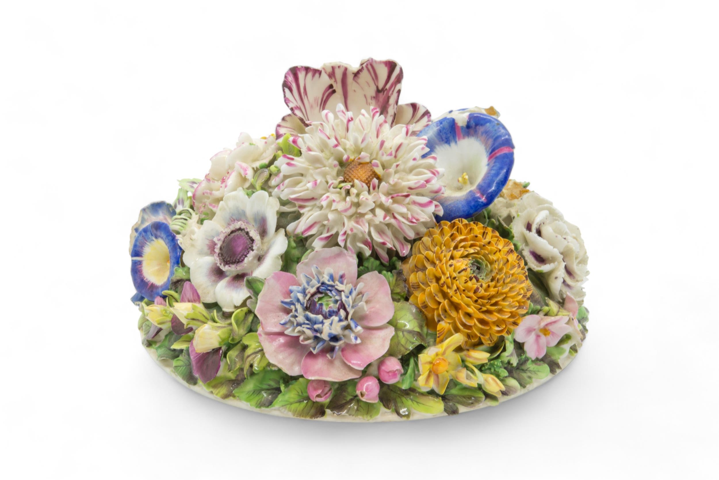 A CHAMBERLAIN WORCESTER FLORAL CENTREPIECE Circa 1830, 17.5cms wide - Image 2 of 3