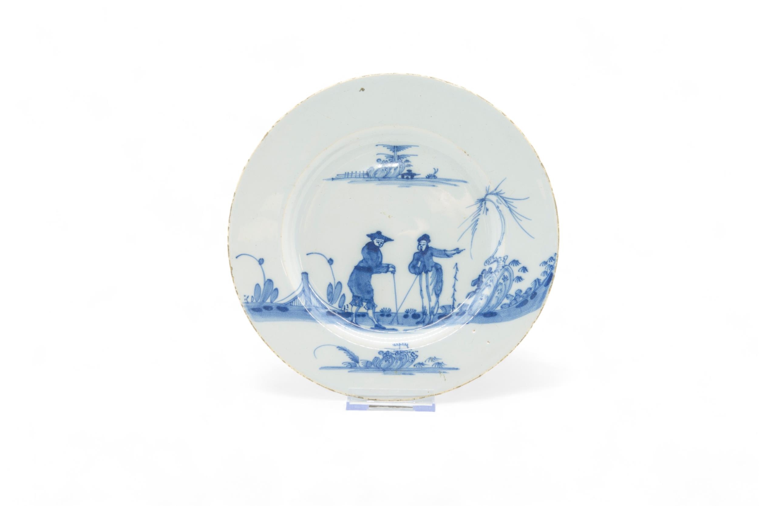 TEN DELFT PLATES 18th Century, including two with bianco sopro bianco decoration and one with a - Image 8 of 10