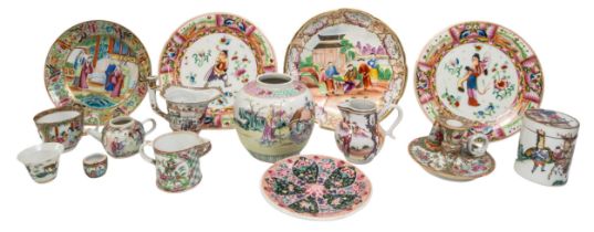 A GROUP OF CHINESE FAMILLE ROSE PORCELAIN, PREDOMINANTLY 19TH CENTURY, the lot includes a