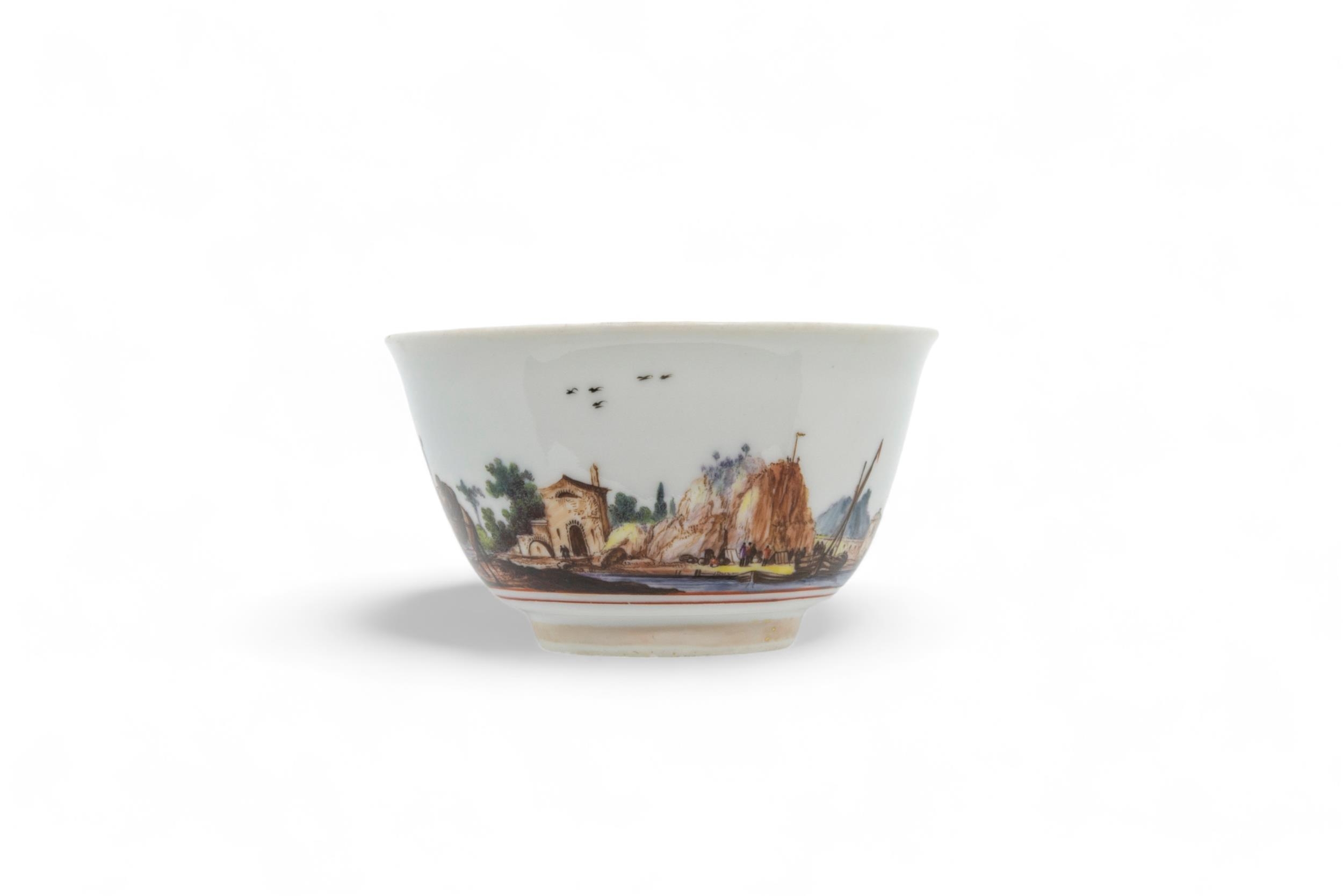 A MEISSEN MARCOLINI PERIOD COFFEE CAN Late 18th century, a Chantilly Kakiemon style beaker and a - Image 4 of 9