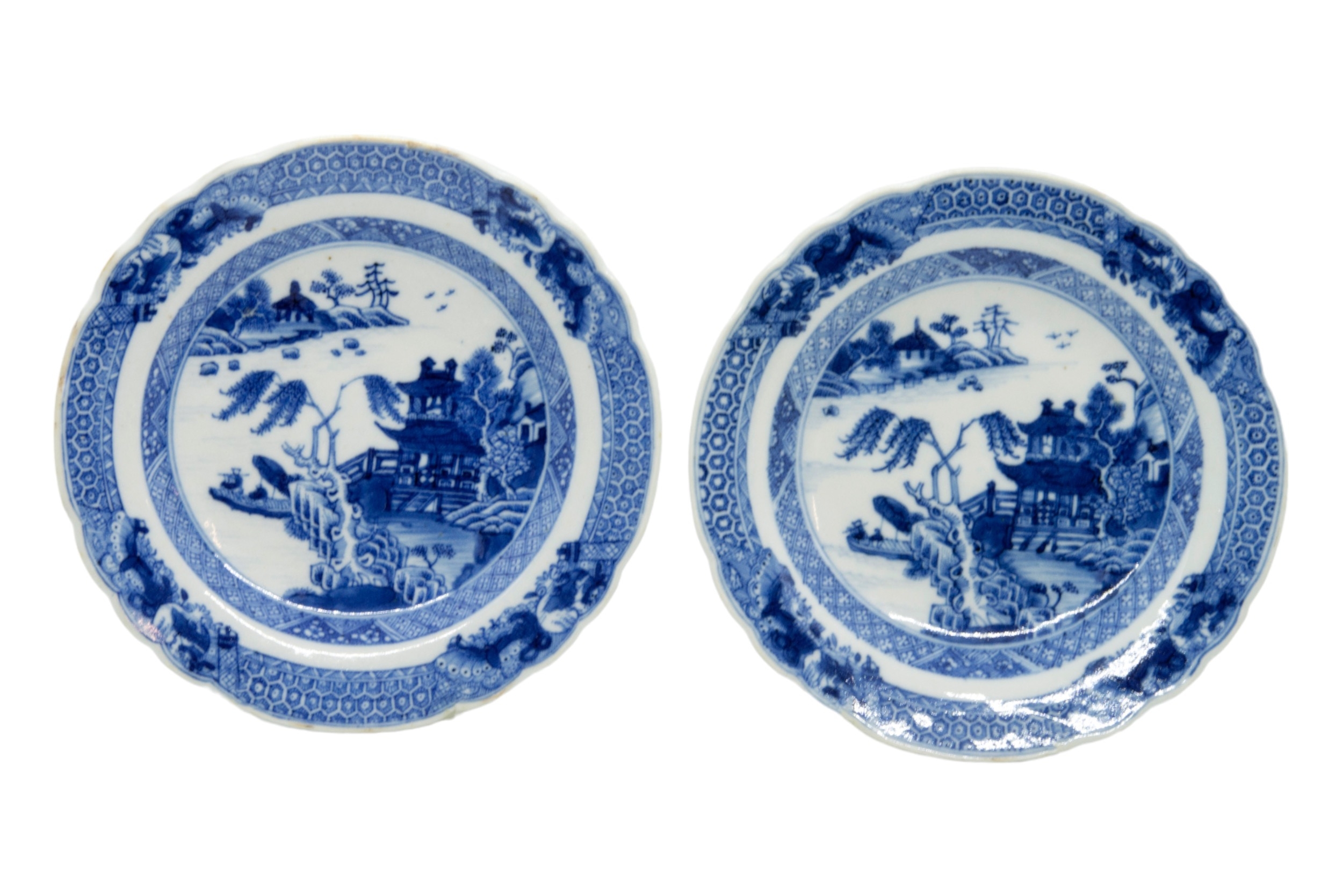 A PAIR OF CHINESE BLUE AND WHITE DISHES QING DYNASTY, 18TH CENTURY 26cm diam; together with A - Image 3 of 5