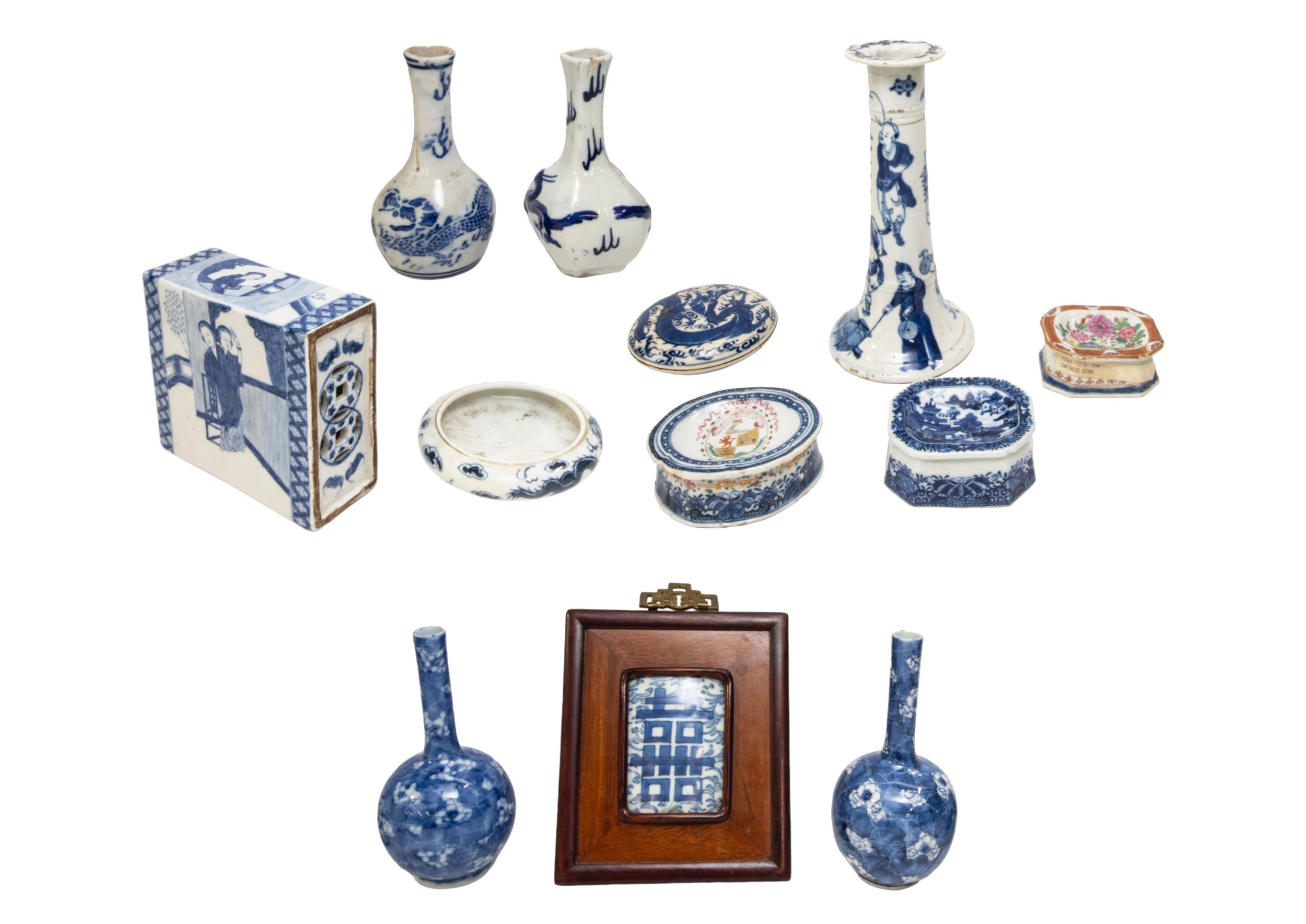 A SMALL COLLECTION OF CHINESE PORCELAIN WARES, MAINLY 19TH CENTURY, the lot includes three Chinese