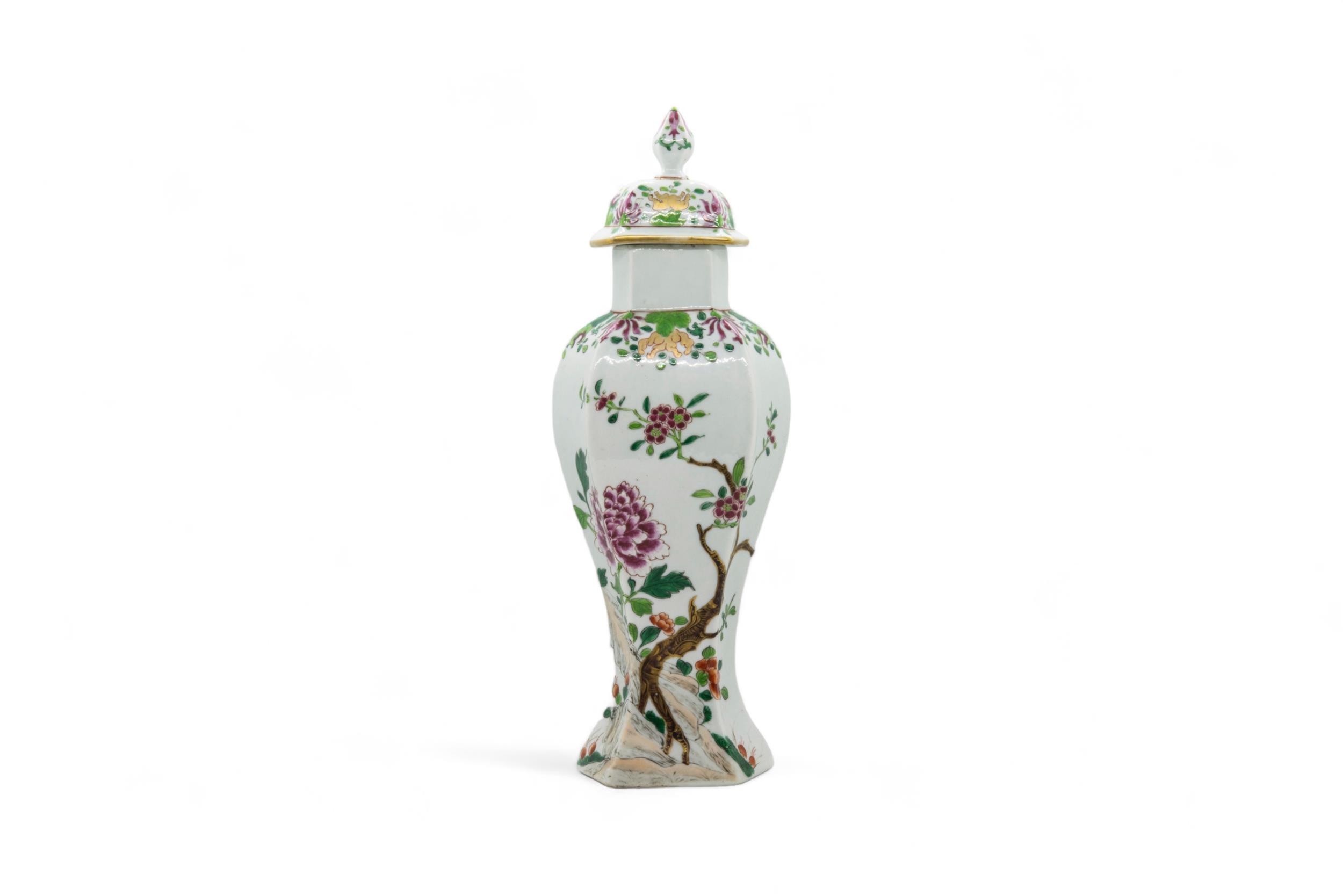 A GROUP OF FIVE CHINESE PORCELAIN VASES 19TH / 20TH CENTURY one mounted as lamp largest, 35cm - Image 8 of 8