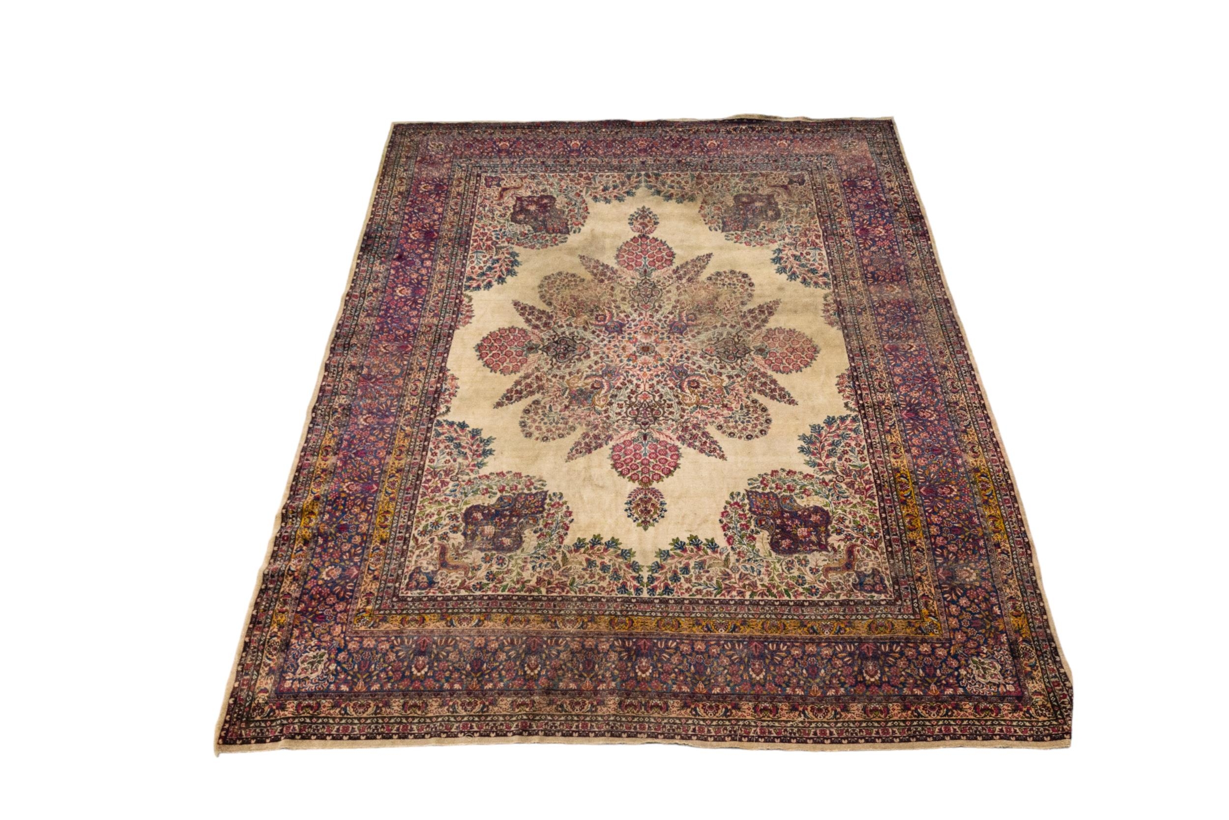 A HAND KNOTTED PERSIAN CITY RUG, EARLY 20TH CENTURY, PROBABLY KIRMAN, exceptional quality, wool.