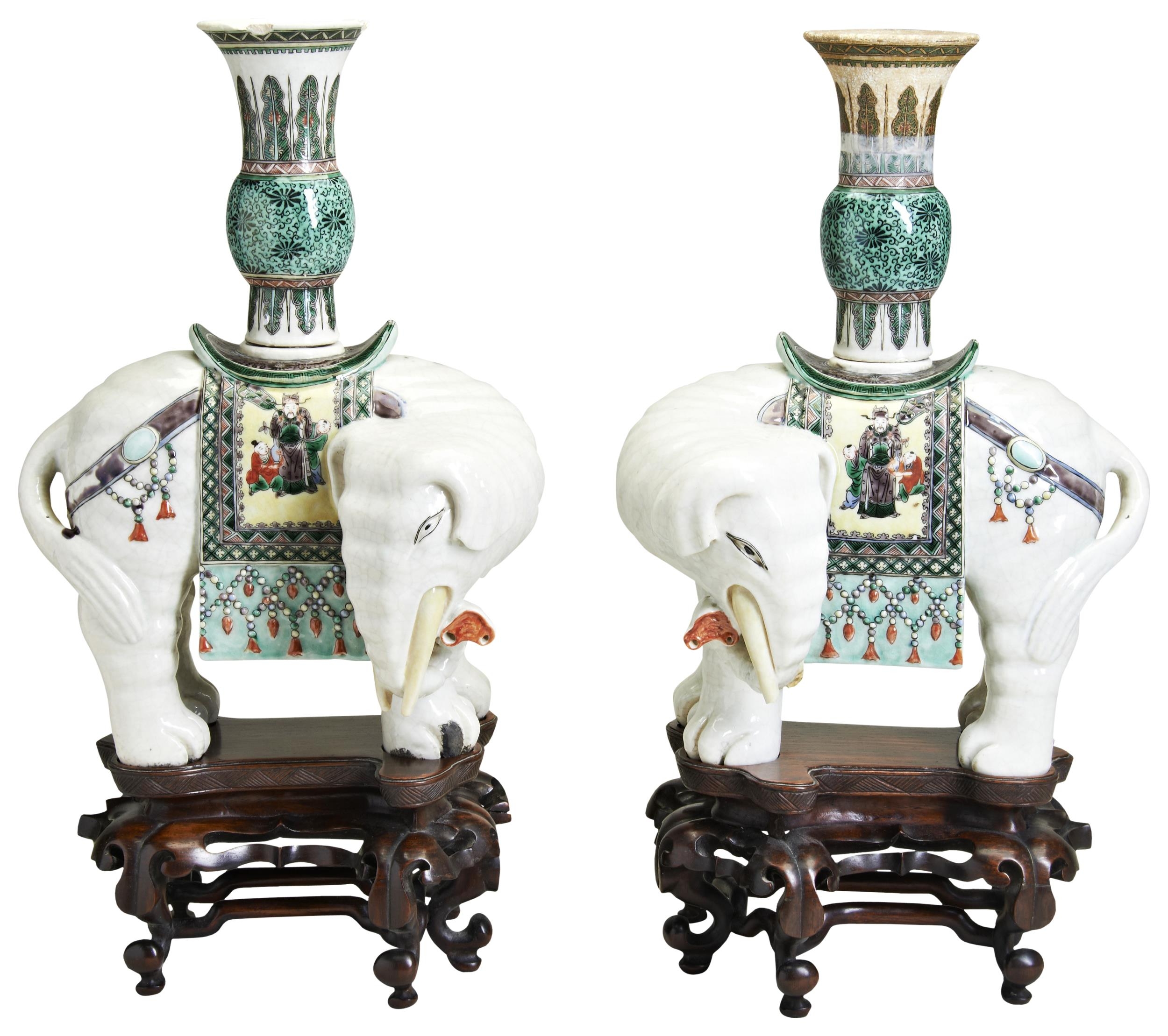 A PAIR OF FAMILLE VERTE AND WHITE-GLAZED ELEPHANT INCENSE BURNERS  LATE QING DYNASTY 清 太平有象摆件一对