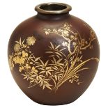 A FINE JAPANESE IRON AND GOLD-INLAID VASE SIGNED YOSHIHISA SAKU, MEIJI PERIOD (1868-1912) 日本明治时期