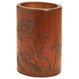 A FINE CARVED BAMBOO BRUSHPOT  QING DYNASTY, 18TH CENTURY  清 十八世纪竹雕笔筒 the cylindrical sides carved
