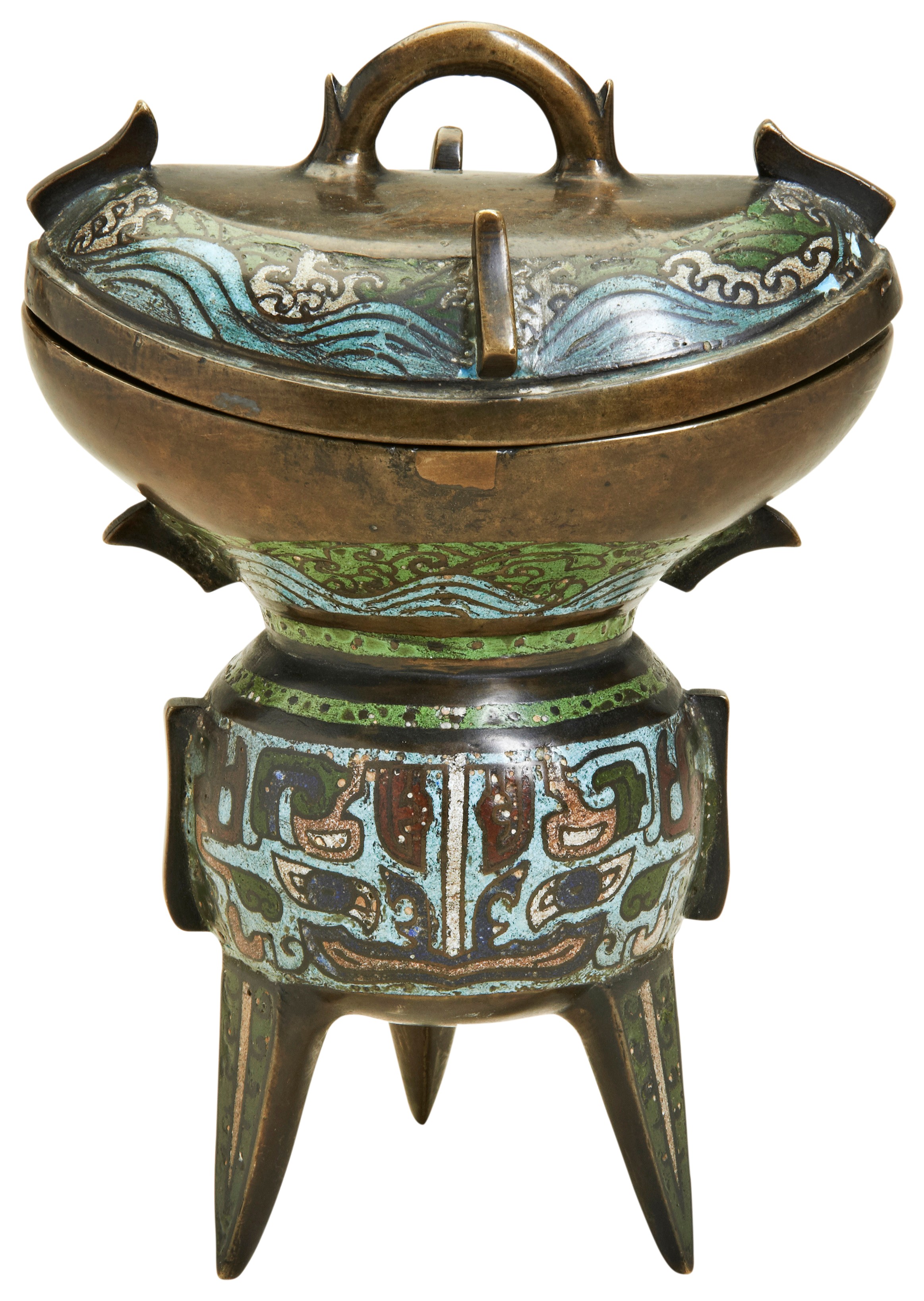 A BRONZE AND CHAMPLEVE ENAMEL ARCHAIC-STYLE COVERED WINE VESSEL, JUE QING DYNASTY, 18TH / 19TH