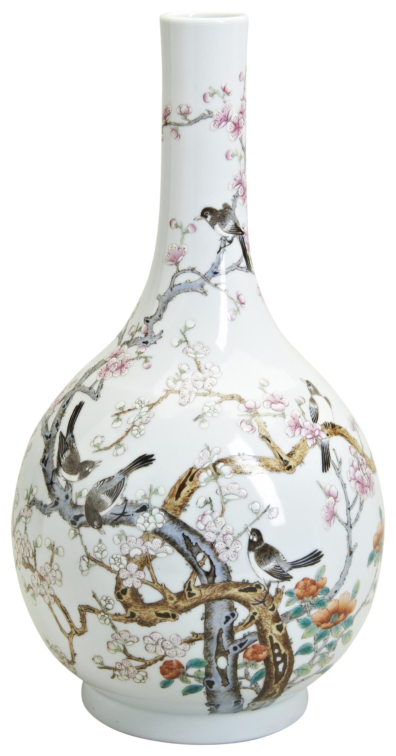 A FINE FAMILLE ROSE BOTTLE VASE REPUBLIC PERIOD (1912-1949)  清 喜上眉梢长颈瓶 decorated with prunus and