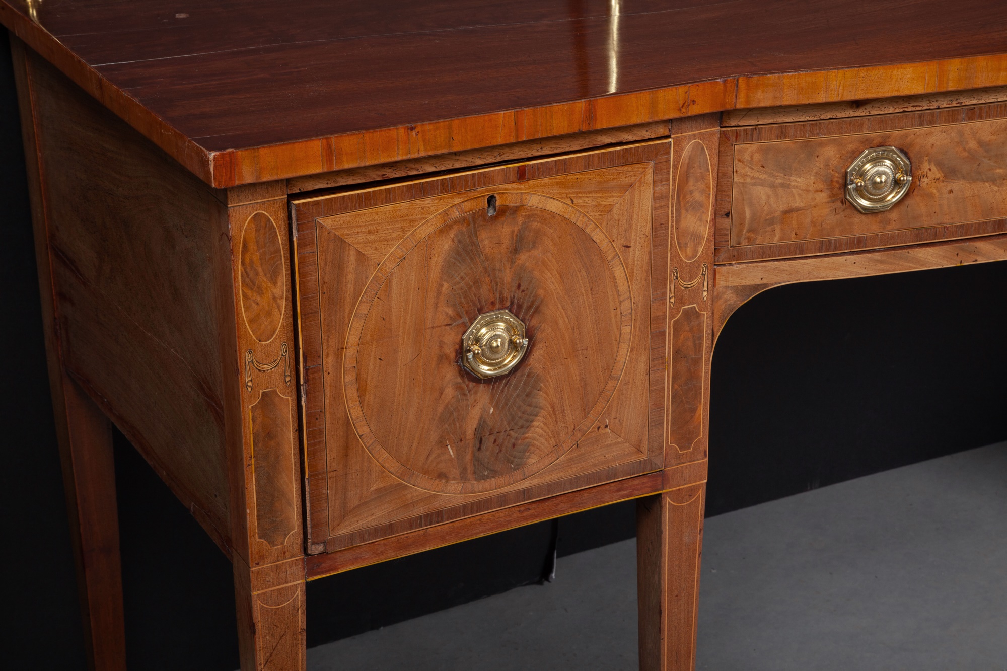 George III Inlaid Mahogany Sideboard - Image 5 of 7