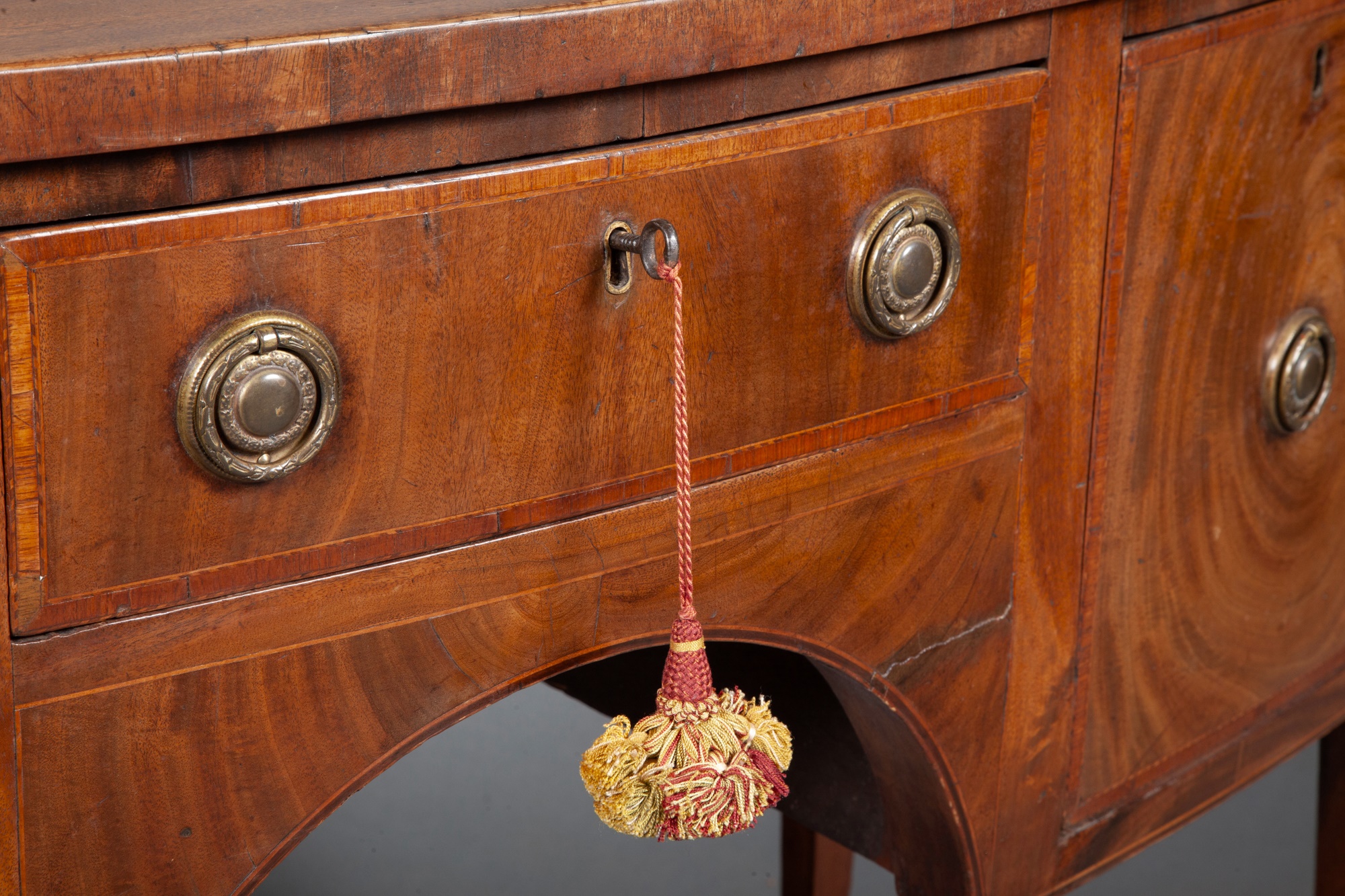 George III Inlaid Mahogany Sideboard - Image 3 of 9