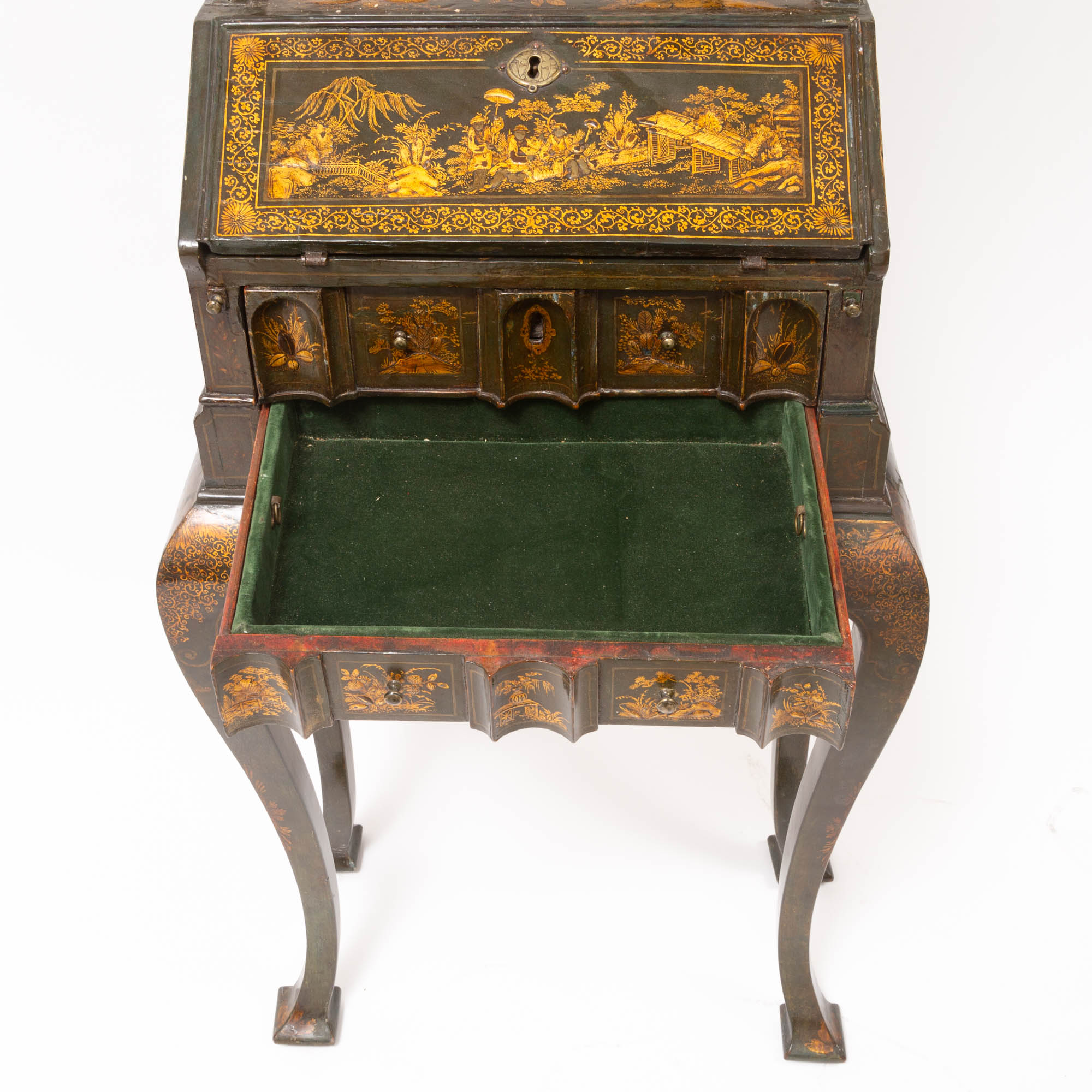 George I Green- and Gilt-Japanned Dressing-Bureau On-Stand, a 'Union Suite' - Image 7 of 12