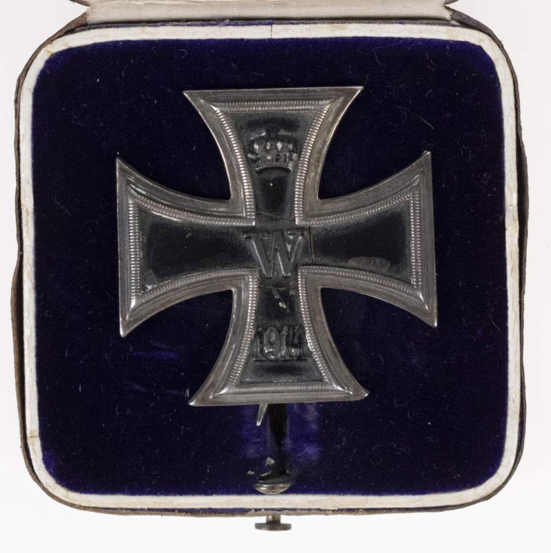 Preußen, Eisernes Kreuz 1914, 1. Klasse, flache Form, mit Herstellerzeichen "WS" für die Firma - Image 2 of 6
