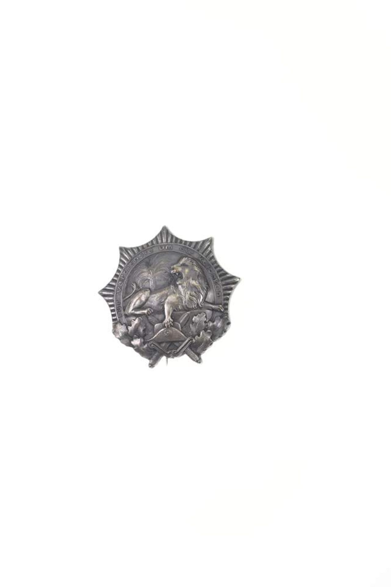 Deutscher Kolonialkriegerbund, Kolonialauszeichnung, Löwenorden in Silber, rückseitig mit "In