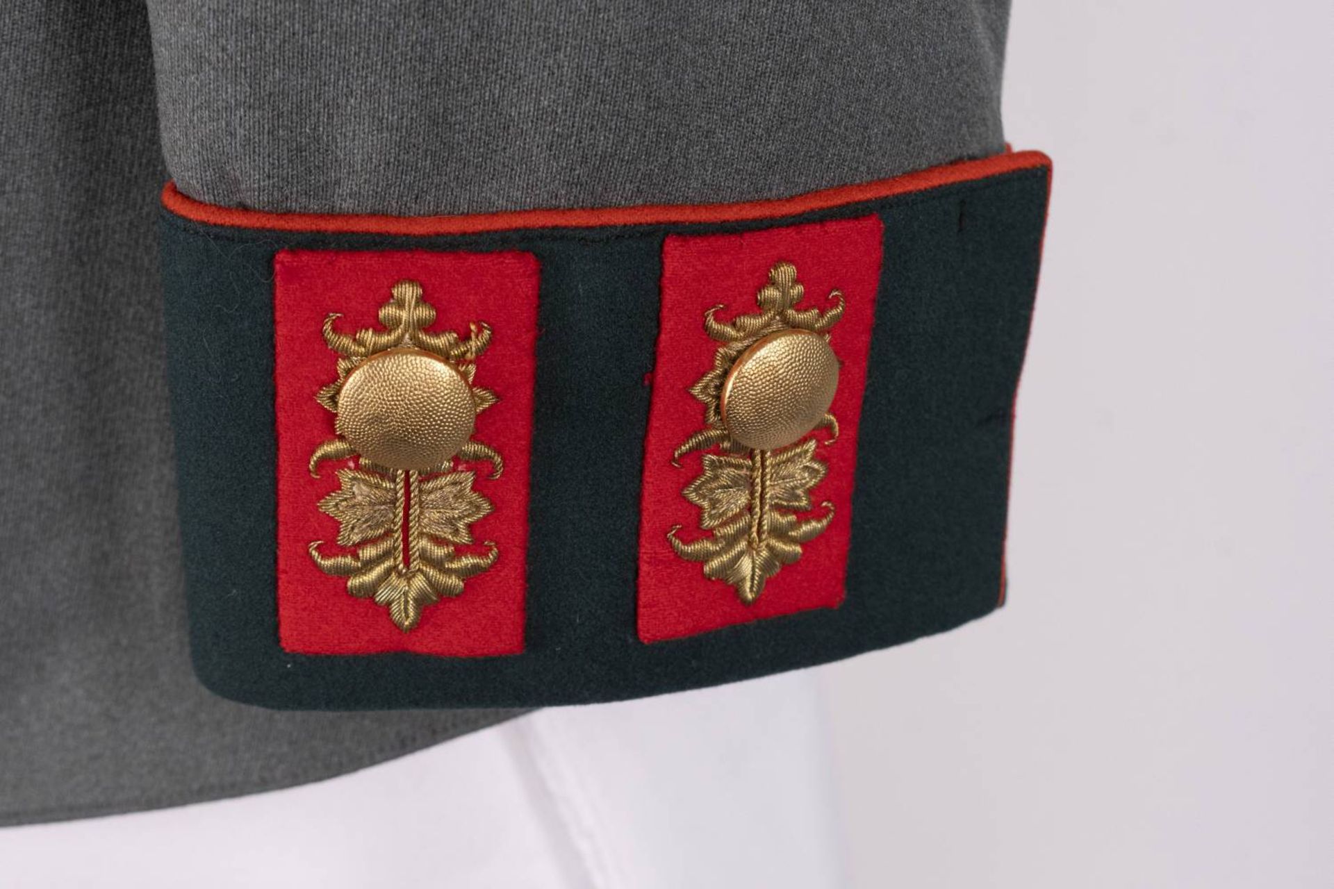 Uniformen-Nachlass des Generalleutnants und Kommandeurs der 7. Panzer-Division Dr. Emil Karl Hans - Bild 28 aus 128
