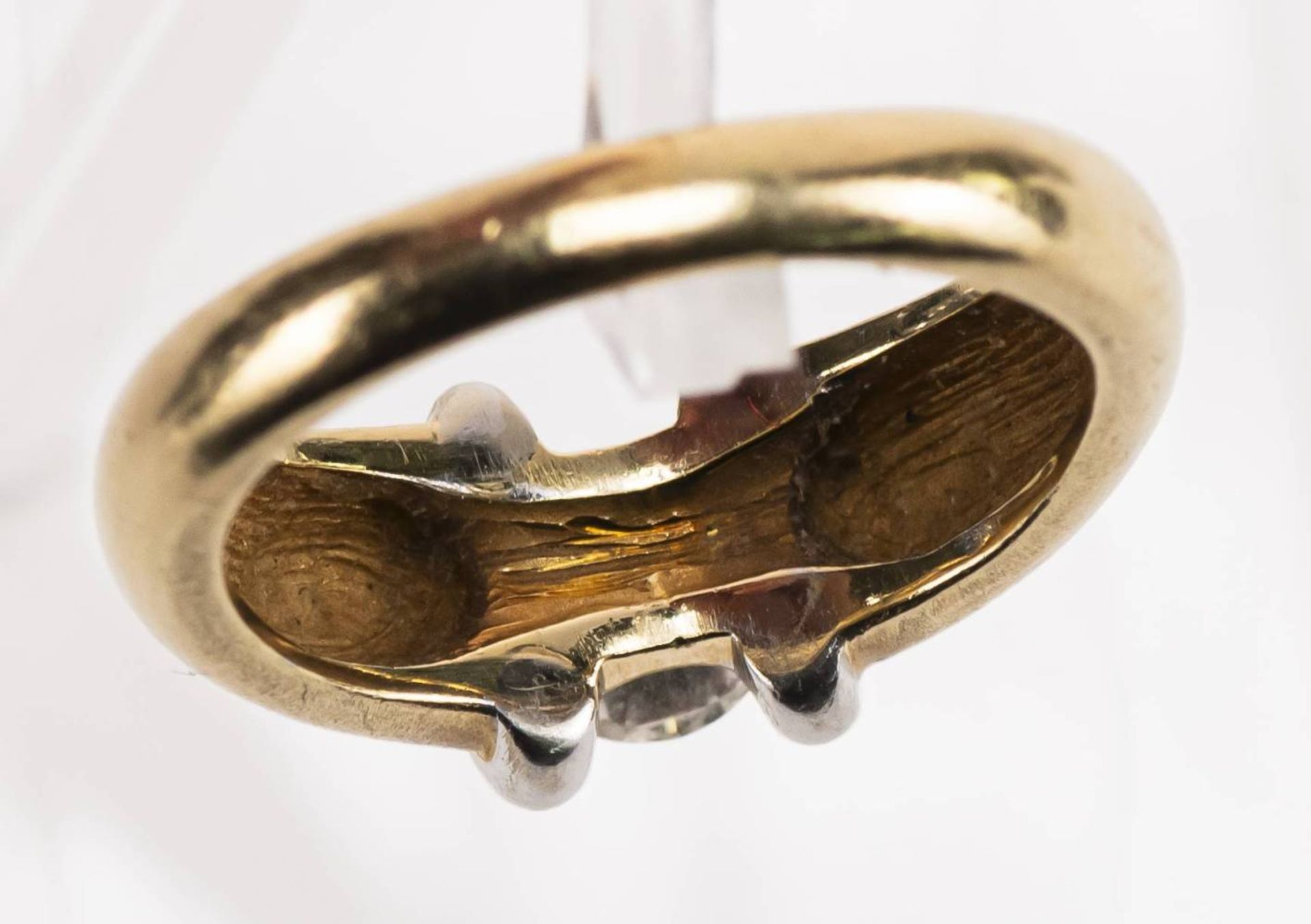 Brillant Ring, 585 Gold, bicolor, Brillant ca. 0,6ct, RW 54, ca. 6,99g. - Bild 5 aus 6