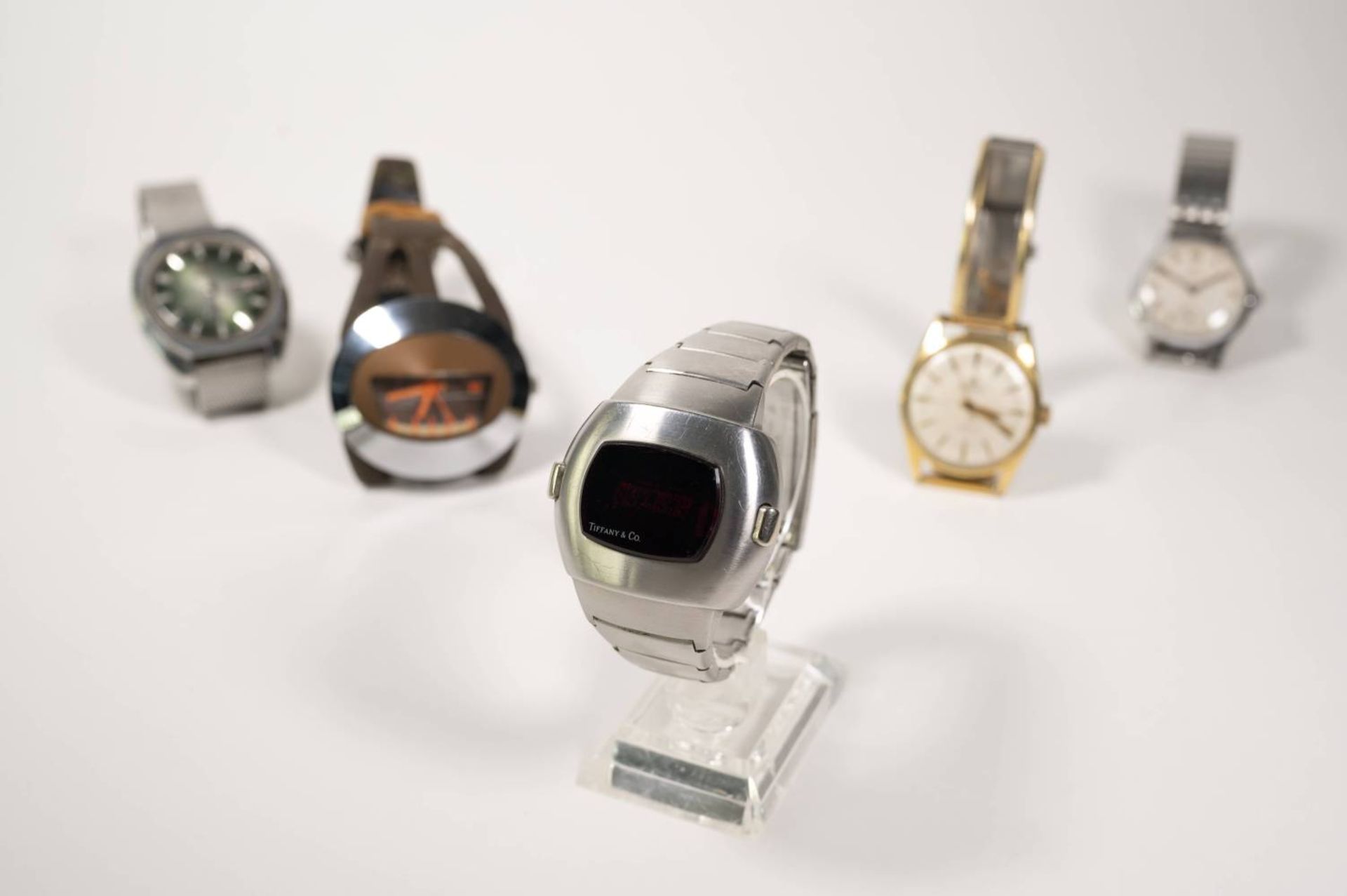 Konvolut mit 5 Armbanduhren, darunter TIFFANY & CO Pulsar LED-Uhr Time Computer 1973, Funktion nicht - Bild 4 aus 16