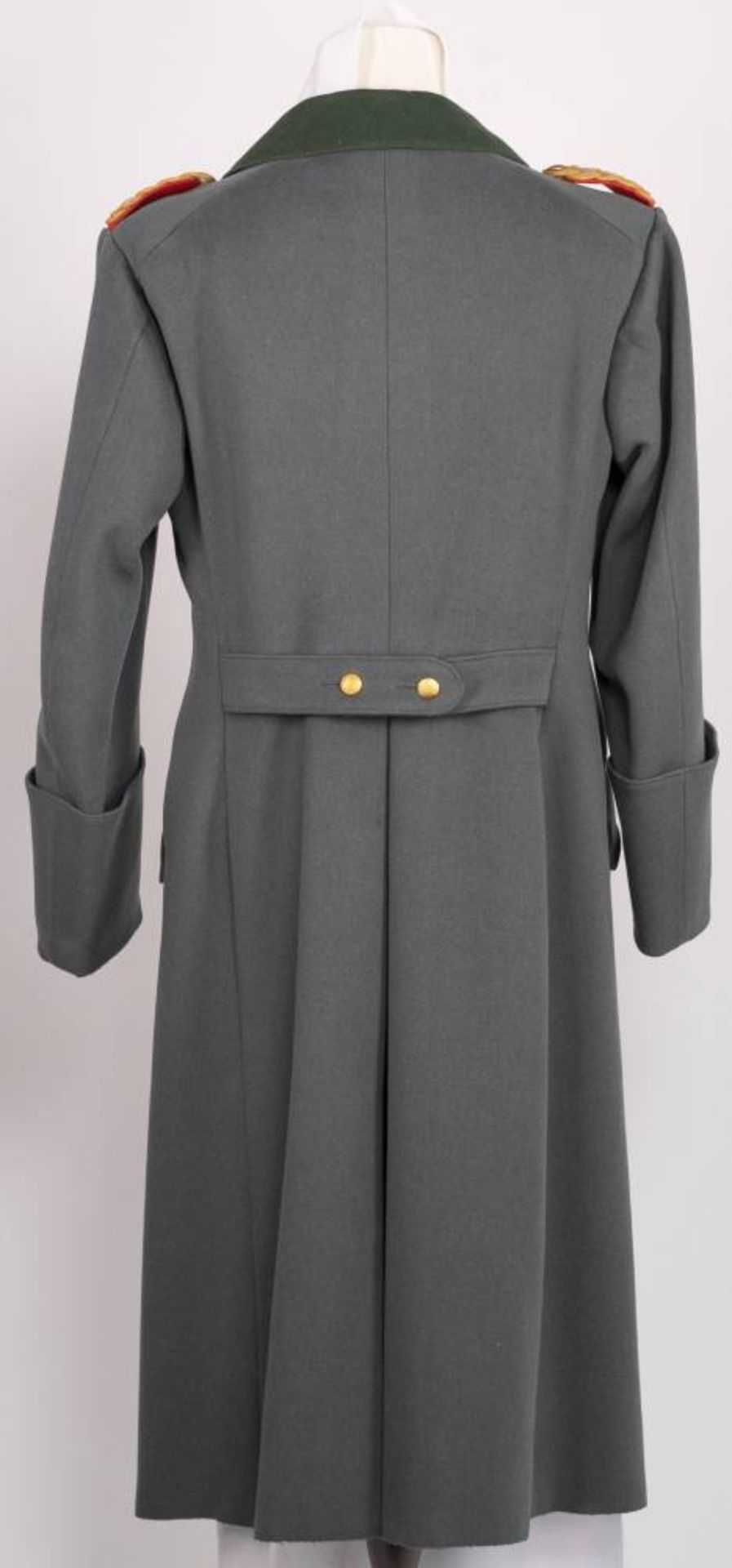 Wehrmacht Mantel für einen Generalmajor, Eigentumsstück, Tuch in feiner Offiziersqualität, - Bild 8 aus 18