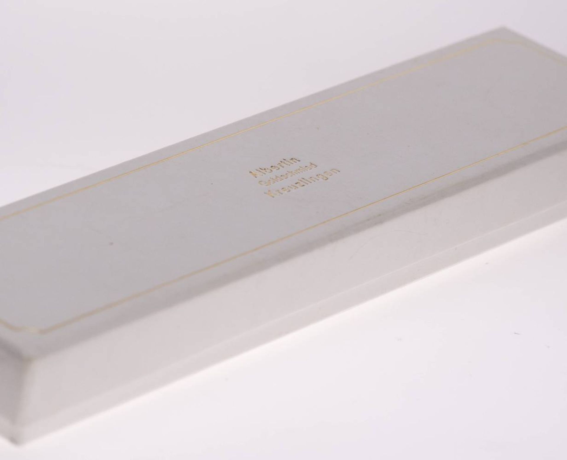 Omega Diamantenuhr, 750 Weißgold, 24 x 8/8 Diamanten zus. ca. 0,40ct, Länge ca. 16 cm, Handaufzug, - Bild 6 aus 6