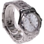 Tag Heuer Aquaracer Lady Damen Armbanduhr. Ca. 32mm, Edelstahl, Quarz. Silberfarbenes Ziffernblatt