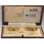 Pair of 9ct gold cufflinks, hallmarked Birmingham 1958, one oval plaque engraved with initials, gros
