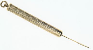 9ct gold retractable toothpick, S J Rose & Son, Birmingham 1979, 6.20 grams