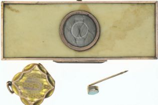 Scrap yellow metal, including a locket and broken pin set with opal, gross weight 4.18 grams, togeth