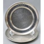 Paar Teller mit sächsischem Wappen/ a pair of pewter plates