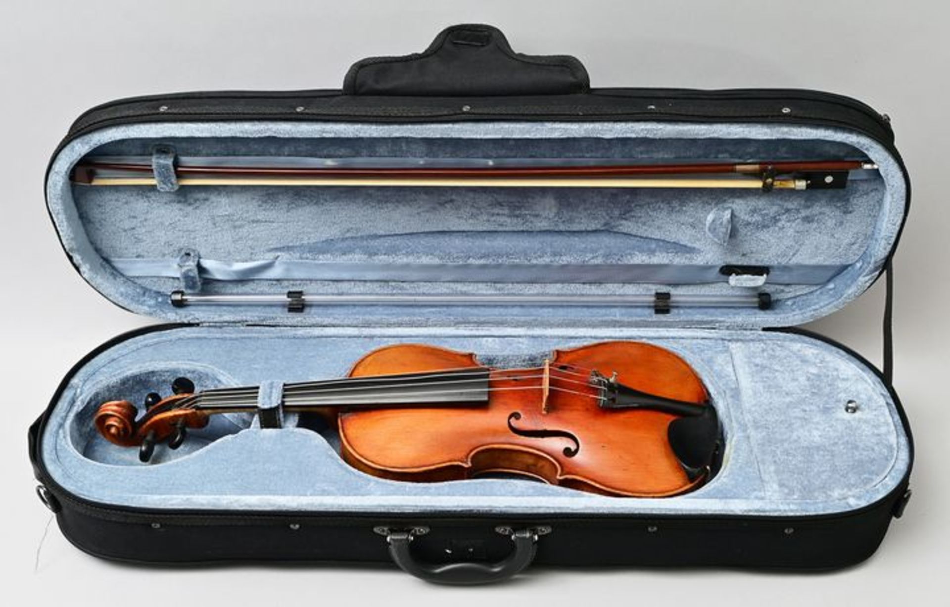Geige mit Bogen/ violin with bow - Bild 4 aus 7