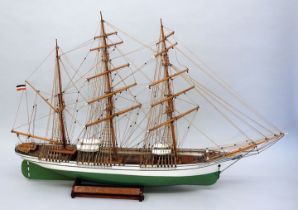 Großes Schiffsmodell/ ship model