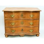 Barockkommode / Baroque chest of drawers