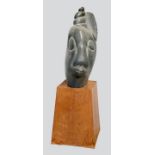 Fanizani: Metamorphischer Kopf/ soapstone sculpture