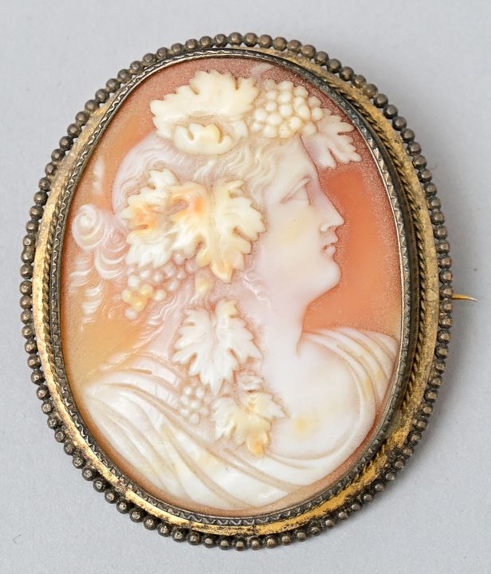 Brosche Muschelkamee/ cameo brooch