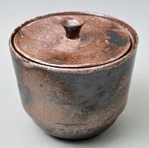 Deckelgefäß/ lidded box